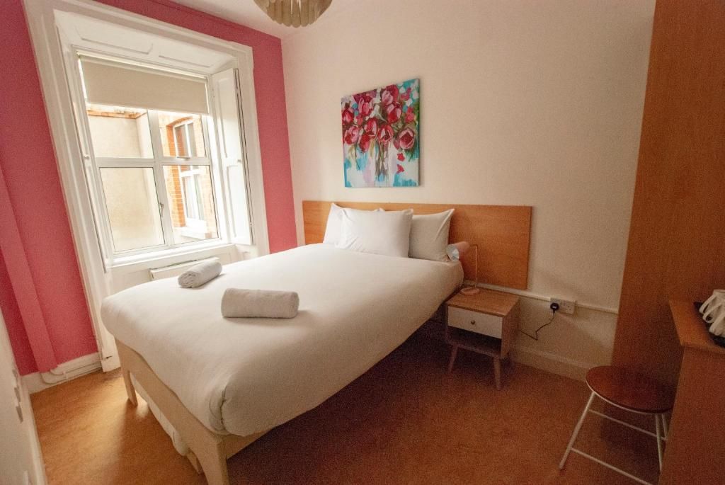 Гостевой дом The Village Campus Килкенни