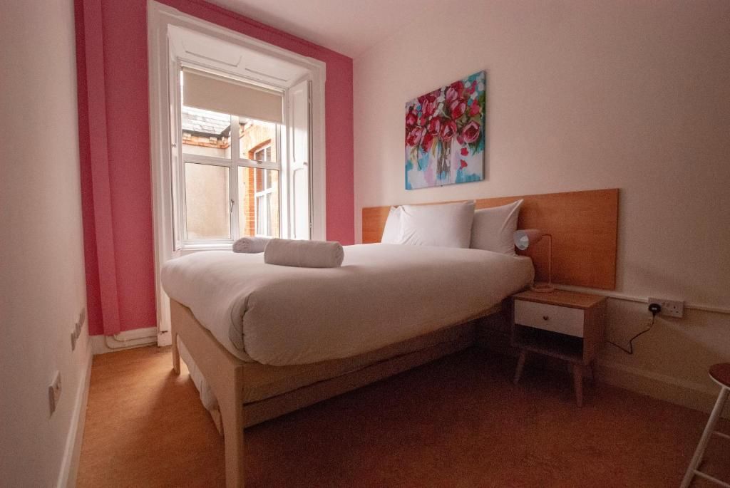 Гостевой дом The Village Campus Килкенни