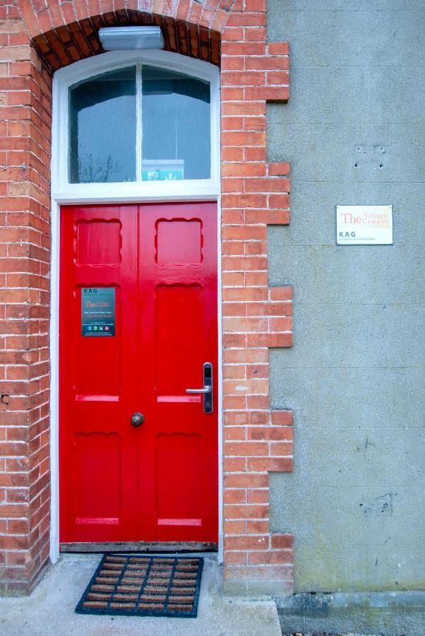 Гостевой дом The Village Campus Килкенни